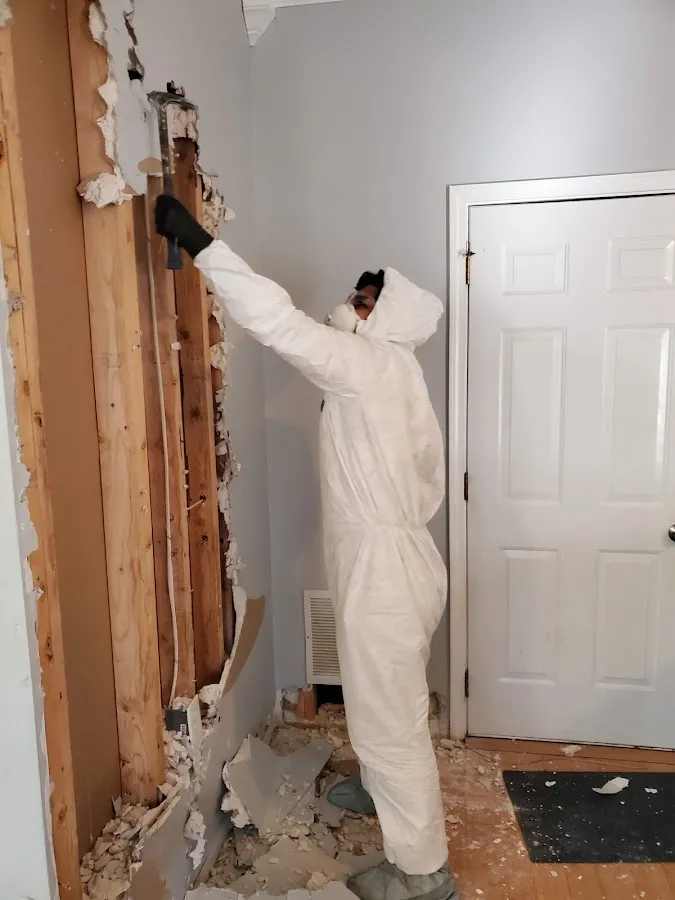 Water Damage Restoration services in Gladstone, OR